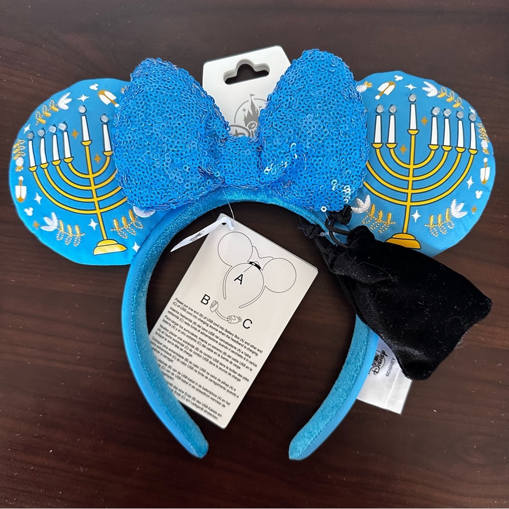 Disney Parks Minnie Mouse Hanukkah Menorah Holiday Light-Up Ears Headband: NWT